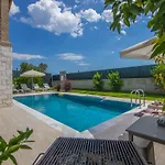 Villa Volans *
